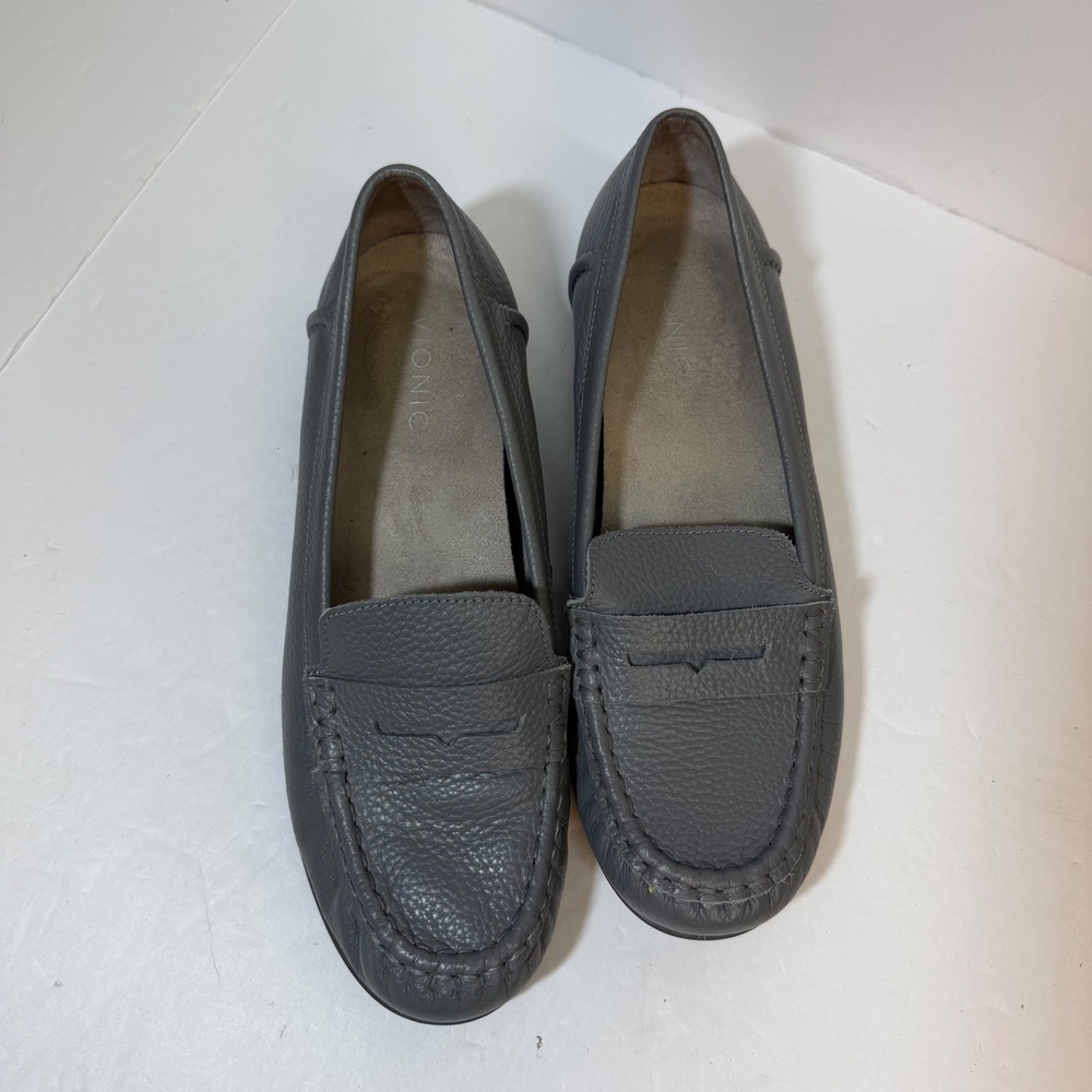 Vionic Marcy Grey Pebbled Leather Penny Driving Loafers Womens 9.5 M Comfort